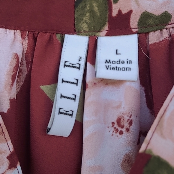 Elle Lightweight Floral Blouse - Picture 4 of 4